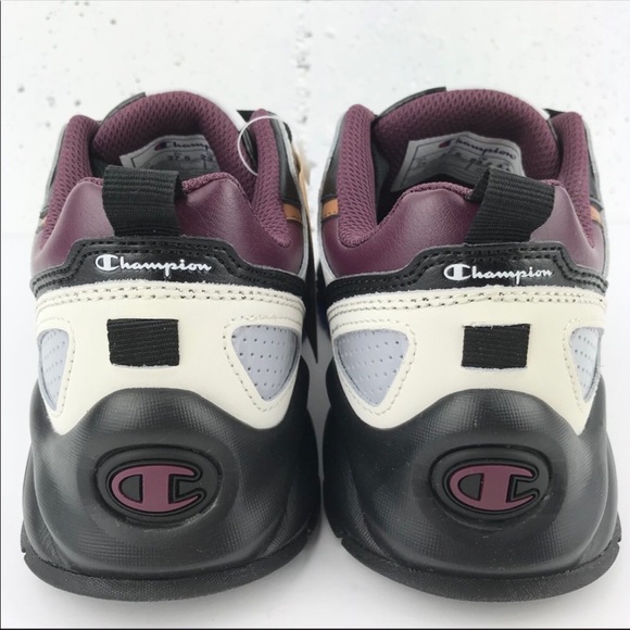 Champion shoes - Picture 3 of 5